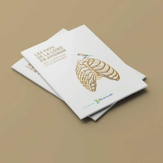 Couverture du programme pour l'édition 2018 du Festival d'Avignon.